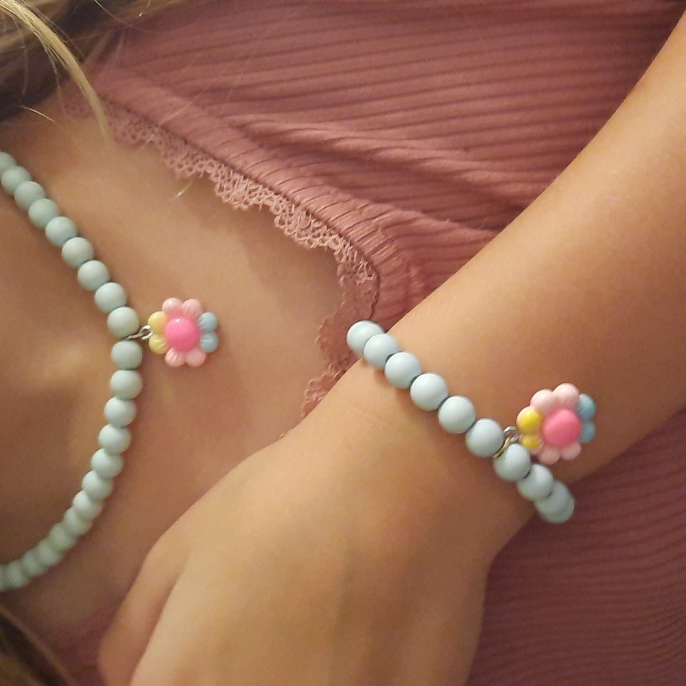 Kids Jewelry 2pcs/set  Flower Charm Sky Blue Beaded Necklace & Bracelet